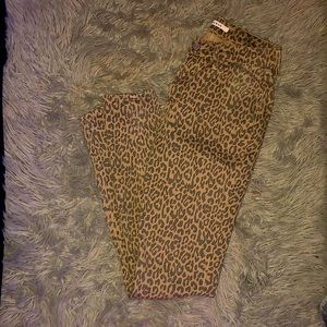 cute leopard print jeans!